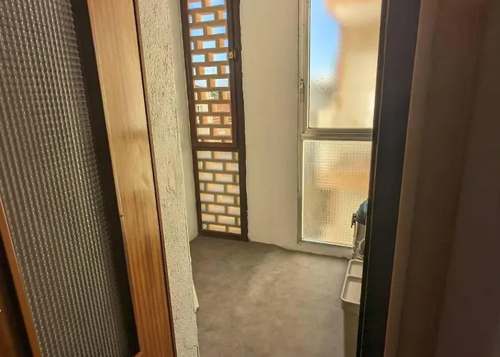 T2 A Deux Pas De La - 4indi54